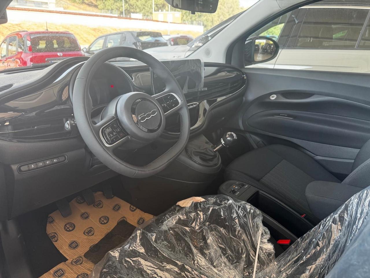 Fiat 500 Berlina Hybrid Icon - Nuova da immatricolare