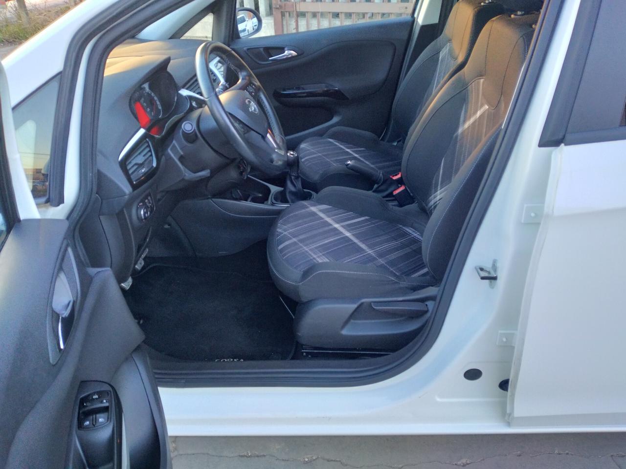 Opel Corsa 1.3 CDTI 5 porte b-Color