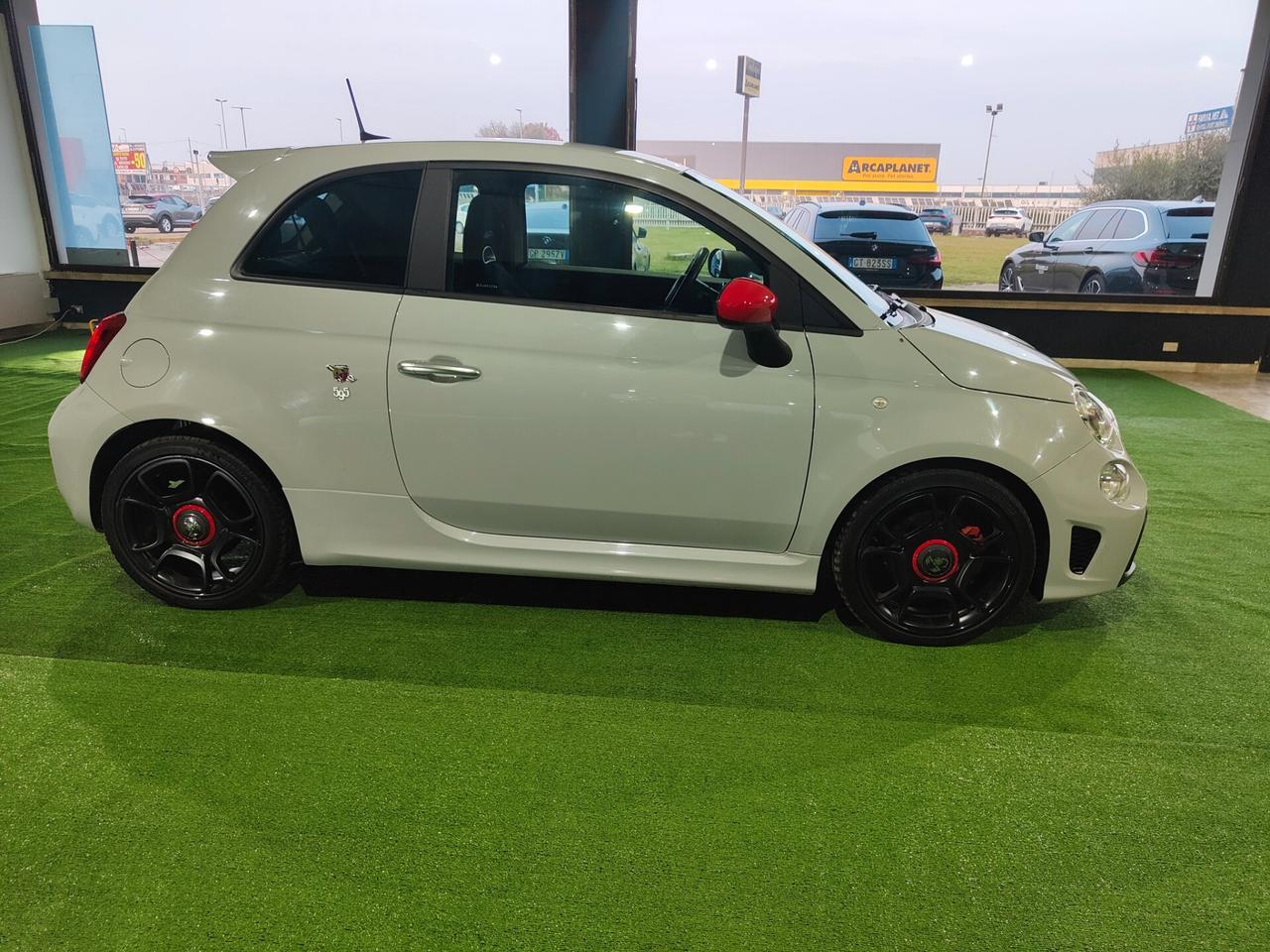 Abarth 595 1.4 Turbo T-Jet 165 PISTA