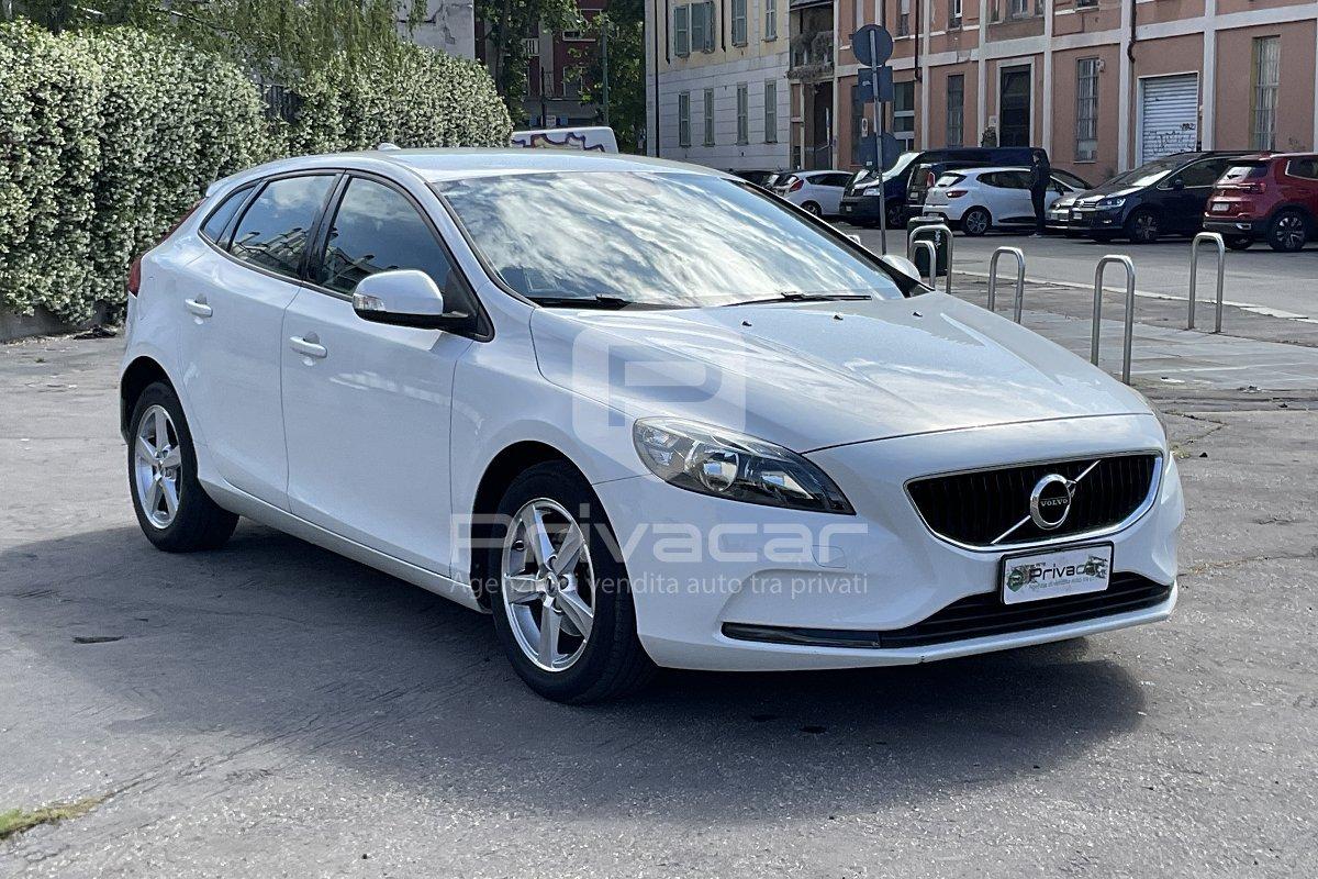 VOLVO V40 D2 Business