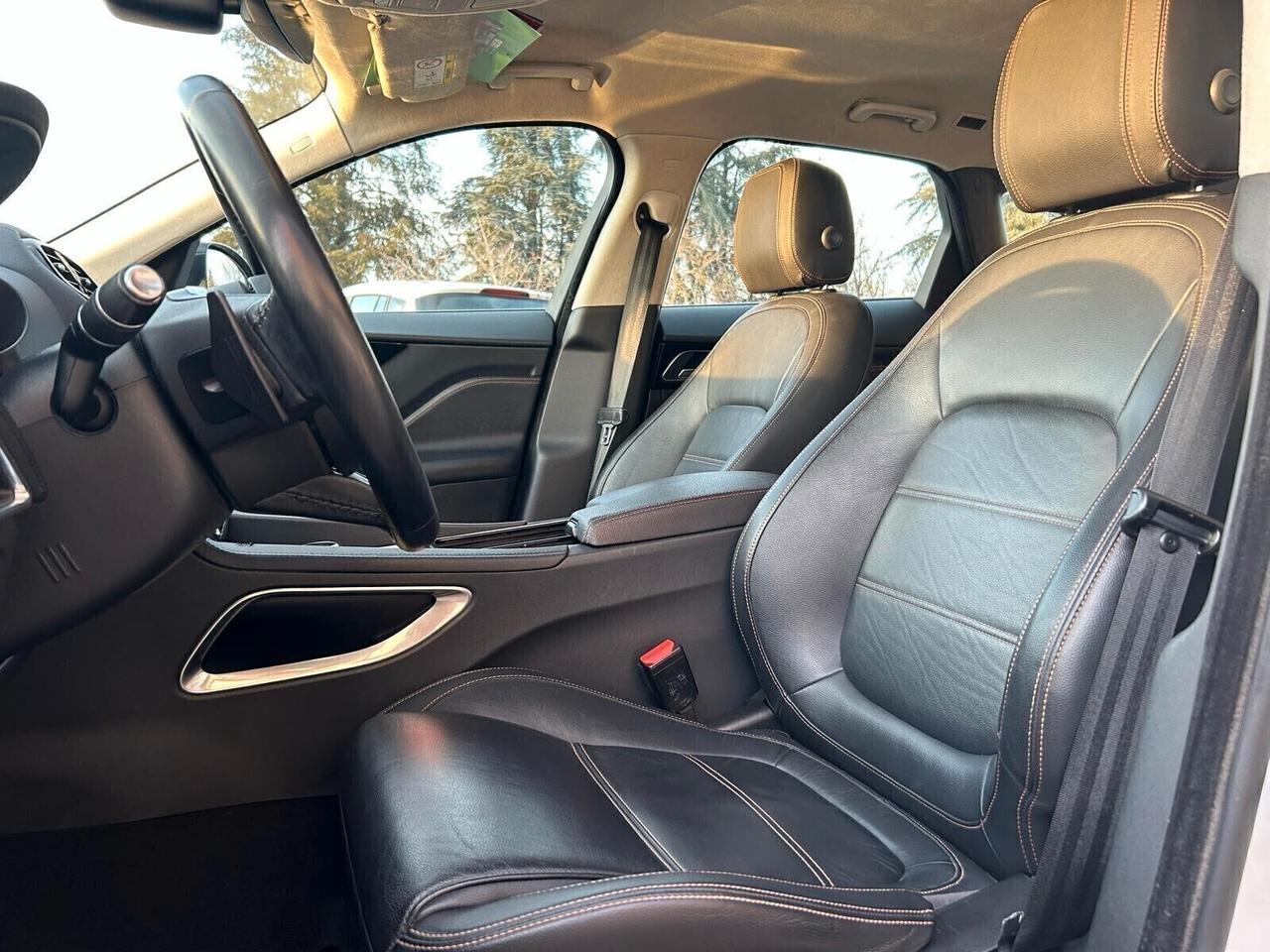 Jaguar F-Pace 2.0 D 180 CV AWD aut. Prestige