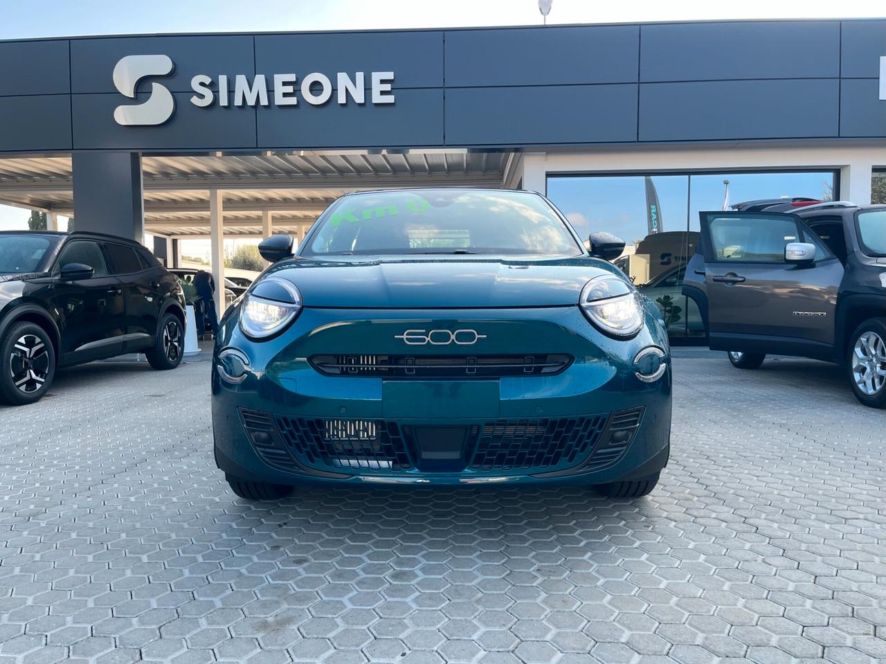Fiat 600 Hybrid 110 CV DCT MHEV Automatic Km0