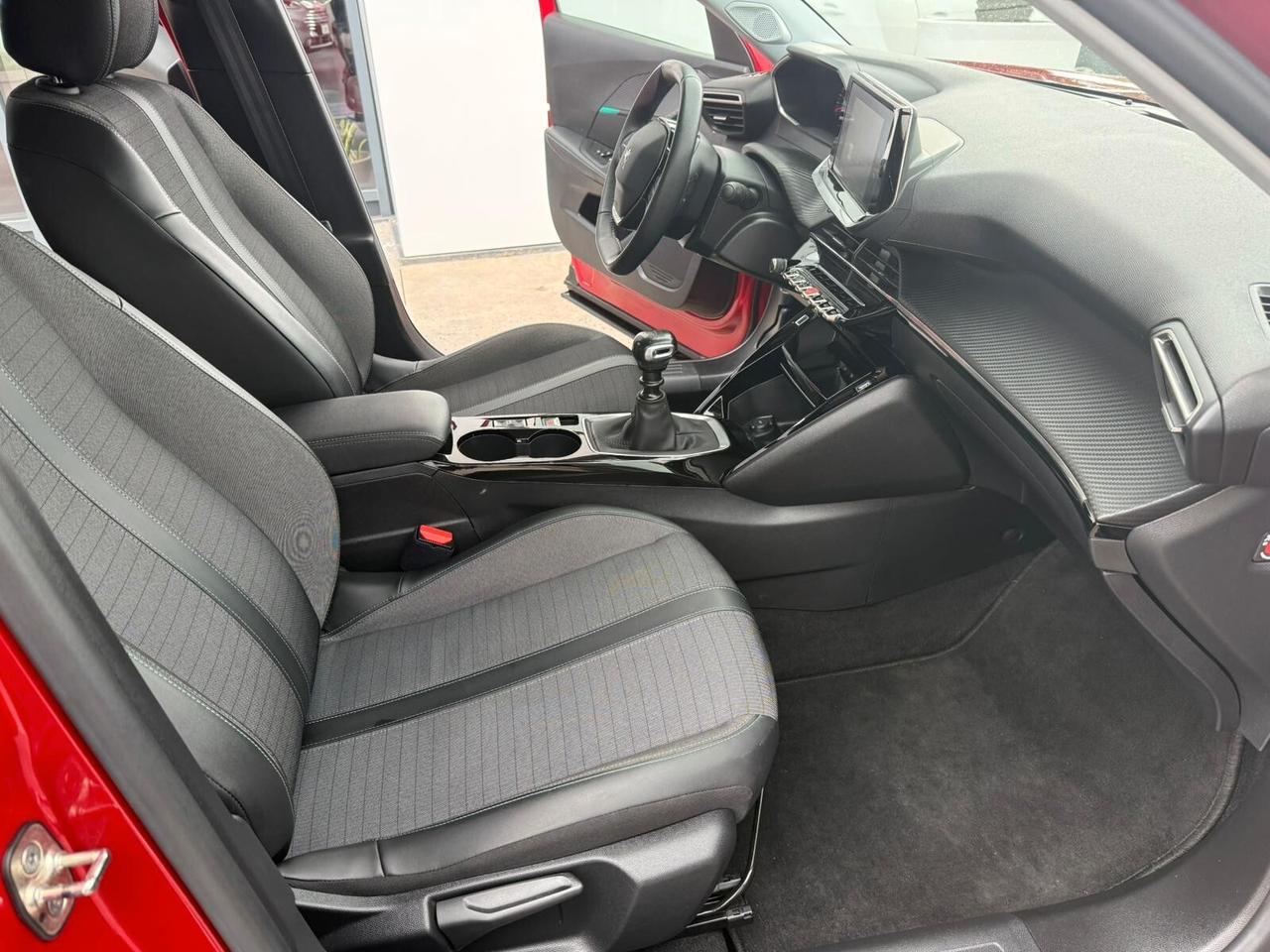 Peugeot 2008 BlueHDi 110 S&S Allure