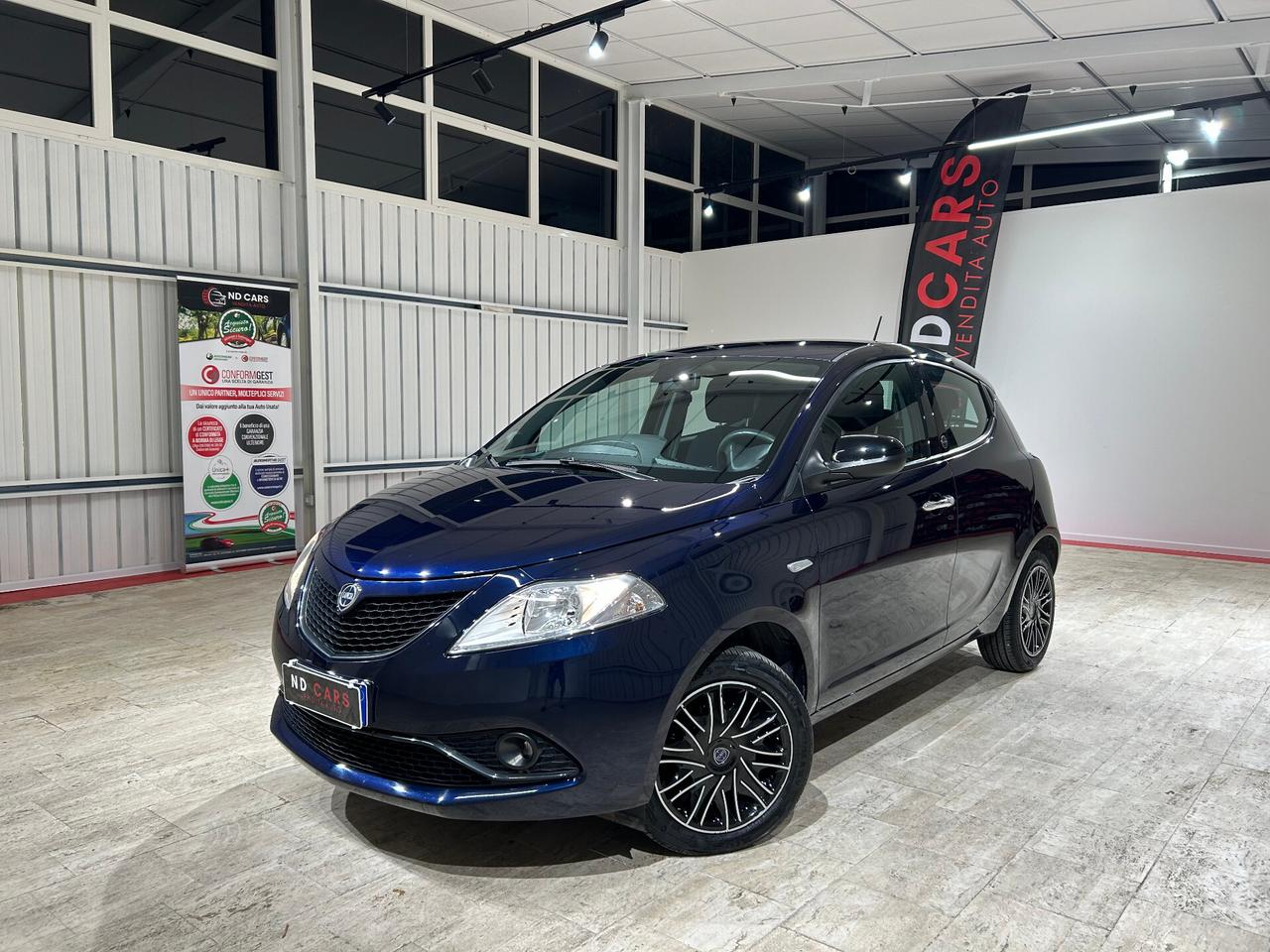 Lancia Ypsilon 1.0 FireFly 5 porte S&S Hybrid Maryne