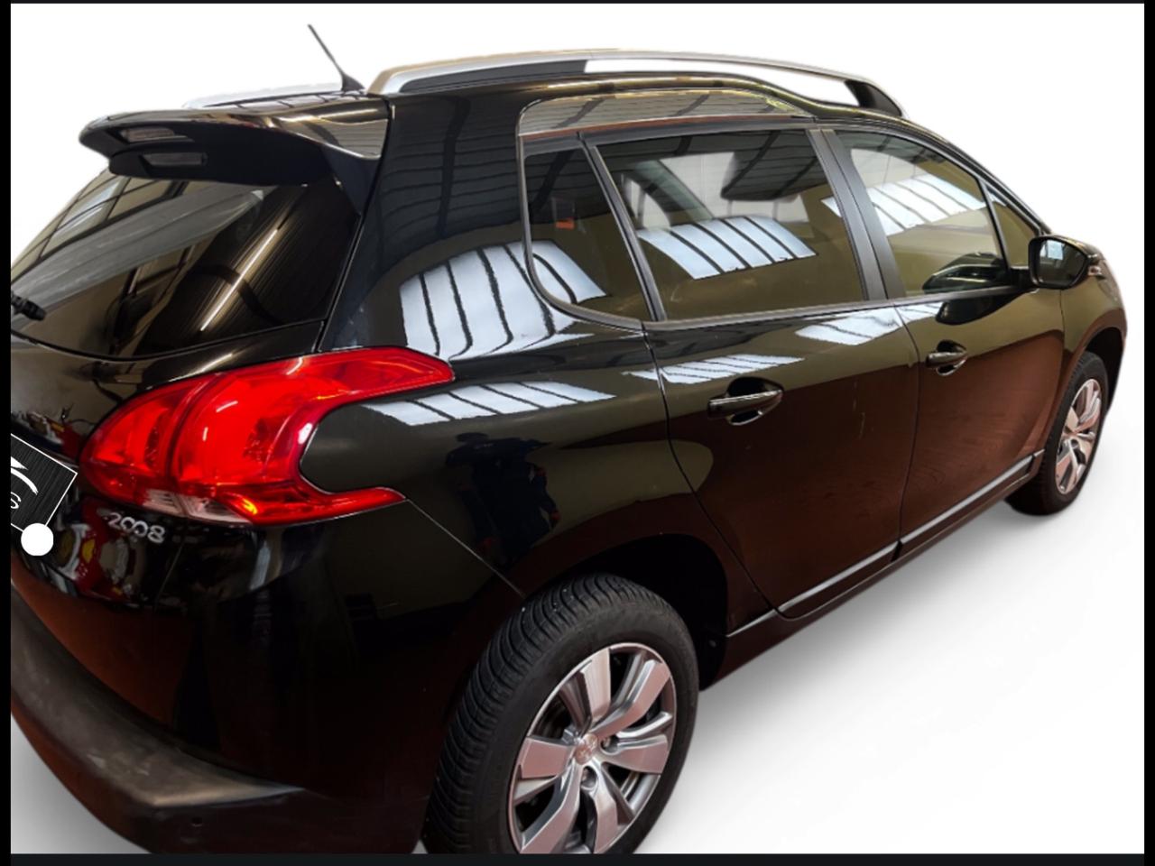 Peugeot 2008 PureTech 82 Allure Si Neopatentati Perfetta