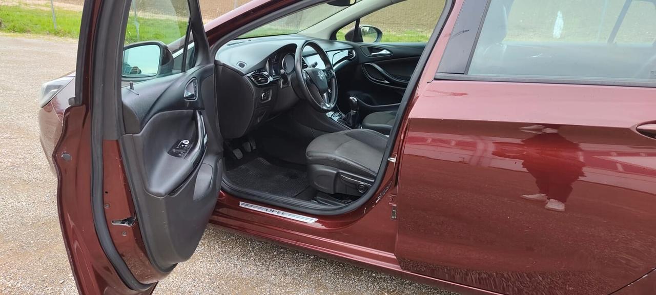 Opel Astra 1.6 CDTi 136CV Start&Stop Sports Tourer Innovation