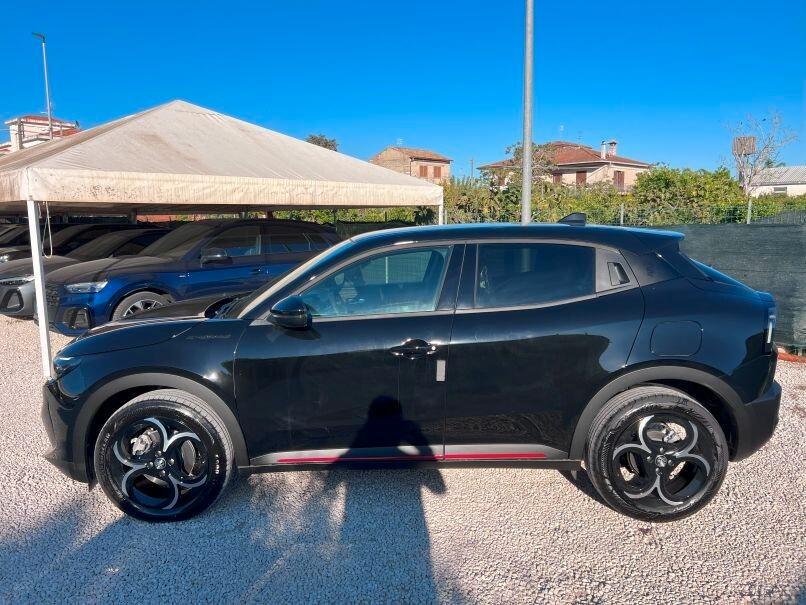 Alfa Romeo Junior 1.2 136 CV Hybrid eDCT6 Speciale