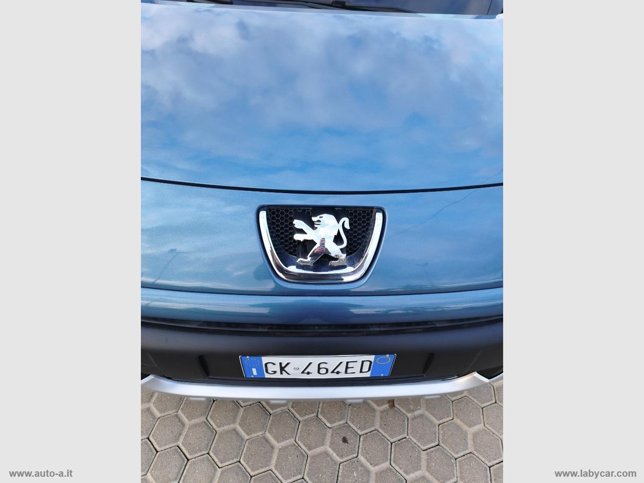 PEUGEOT Partner Tepee 1.6HDI 92 Active