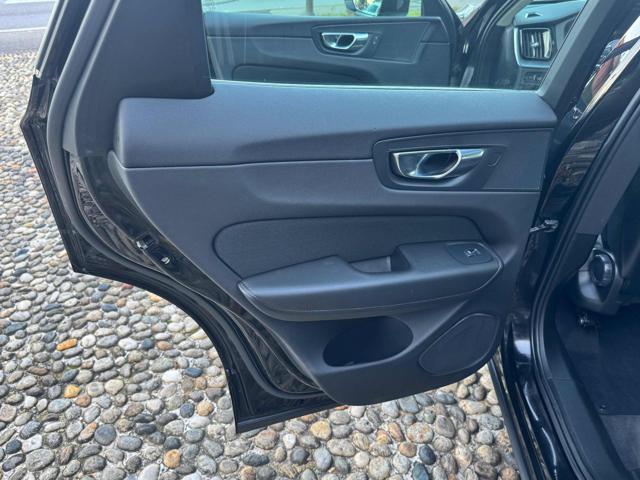 VOLVO XC60 T6 Recharge Plug-in Hybrid AWD