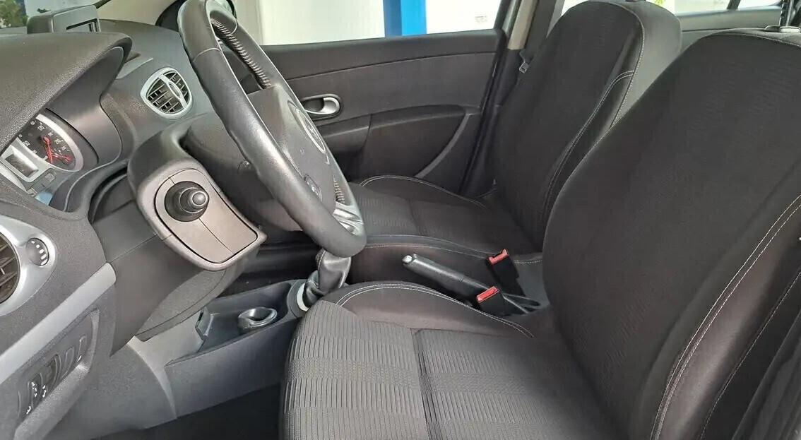 Renault Clio 1.2 16V