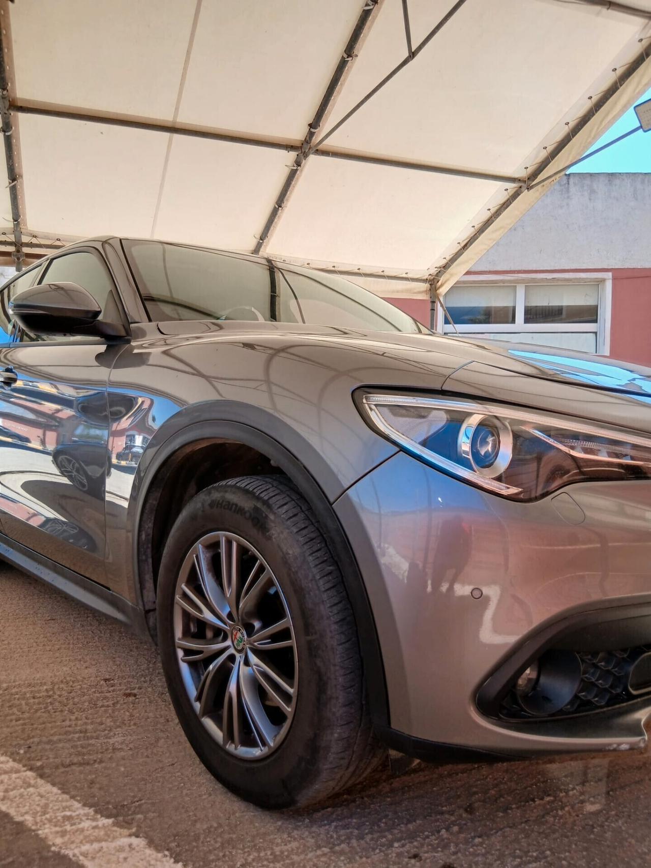 Alfa Romeo Stelvio 2.2 Turbodiesel 210 CV AT8 Q4