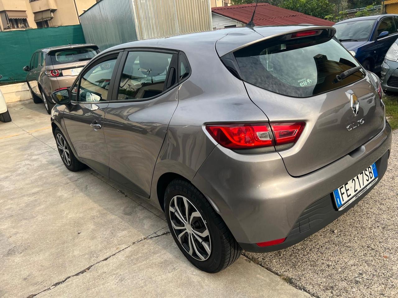 Renault Clio 1.2 75CV 5 porte Life