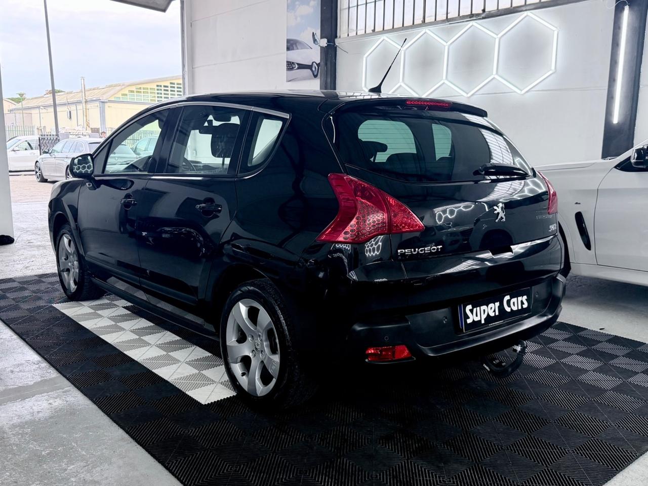 Peugeot 3008 1.6HDi 112CV cambio robotizzato Automatica