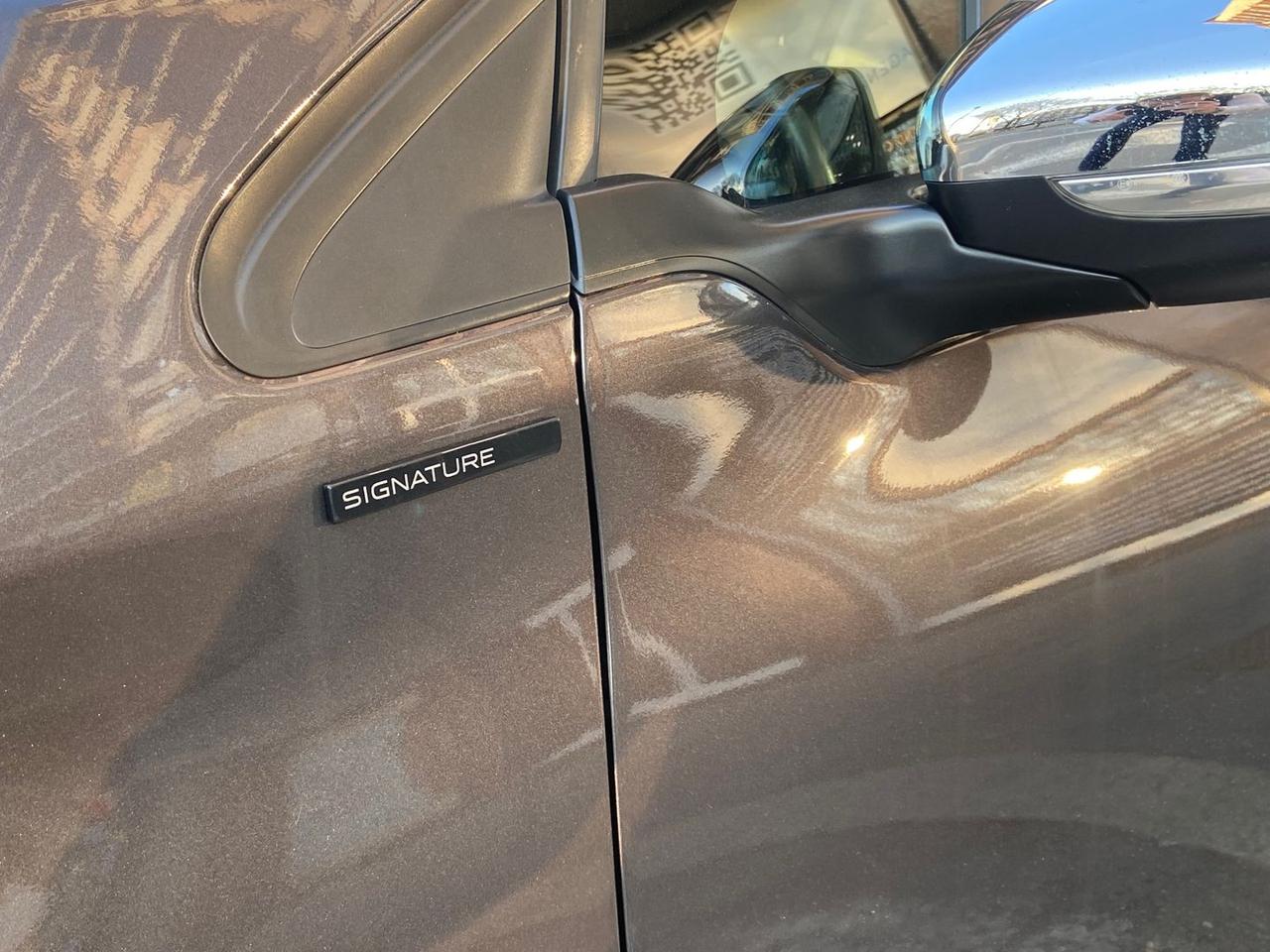 Peugeot 208 Signature 1.2 PureTech #9979