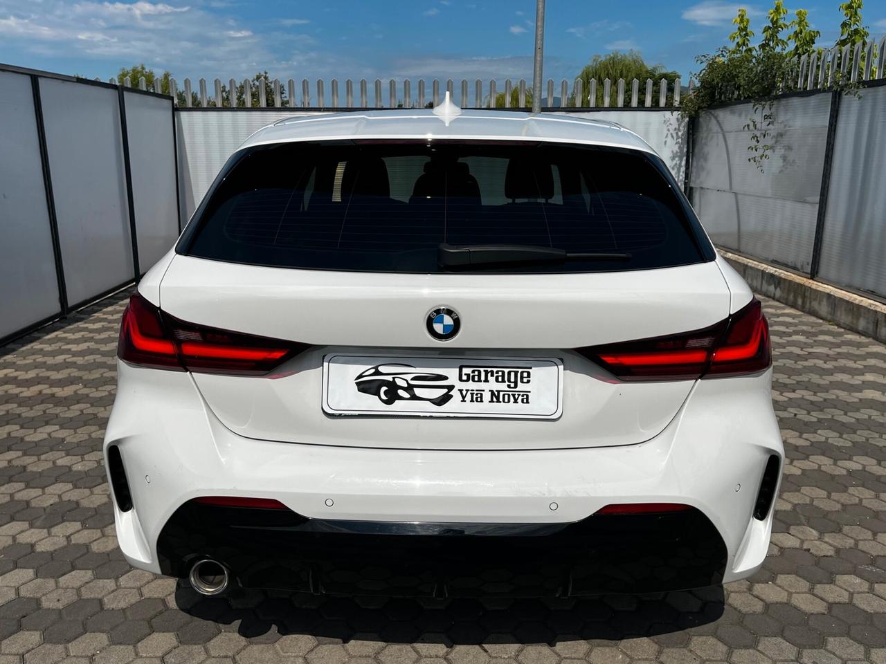 Bmw 116 116d 5p. Msport