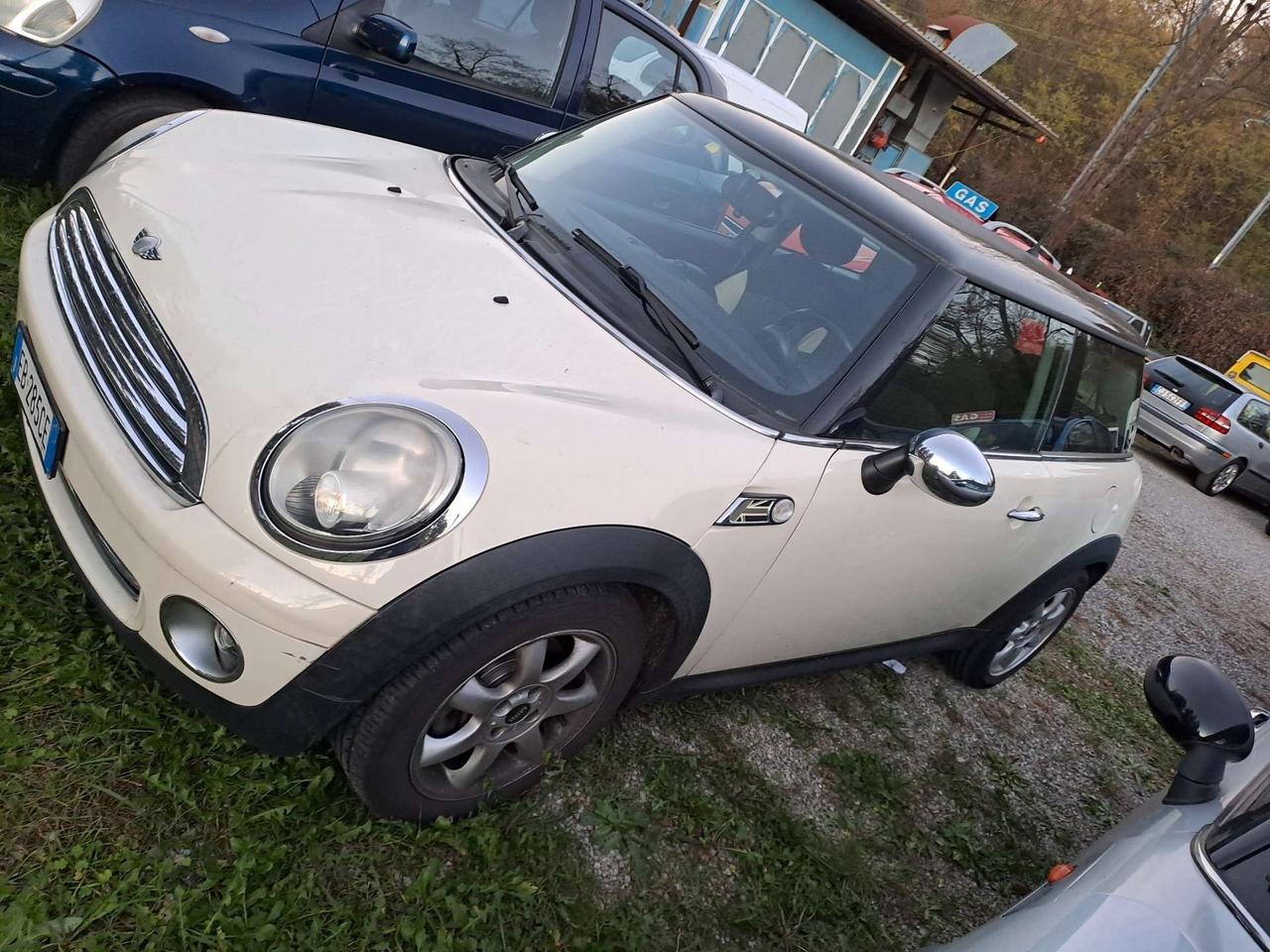 Mini Cooper 1.4 benzina Camden sportiva