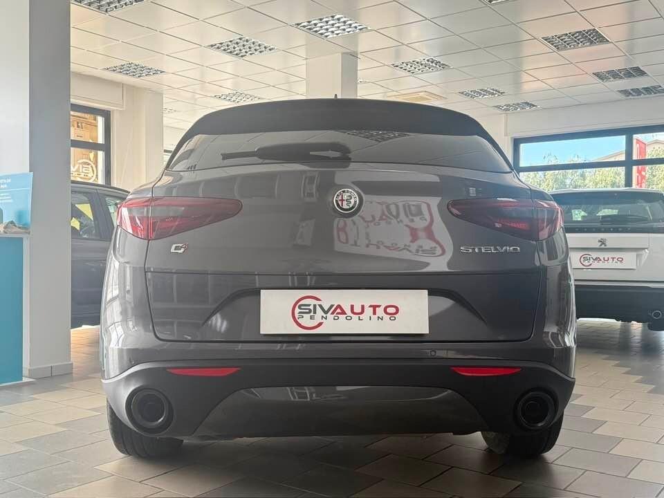 Alfa Romeo Stelvio 2.2 Turbodiesel 190 CV AT8 Q4 Sprint