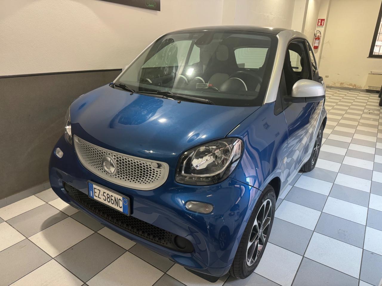 Smart ForTwo 70 1.0 Passion benzina garanzia