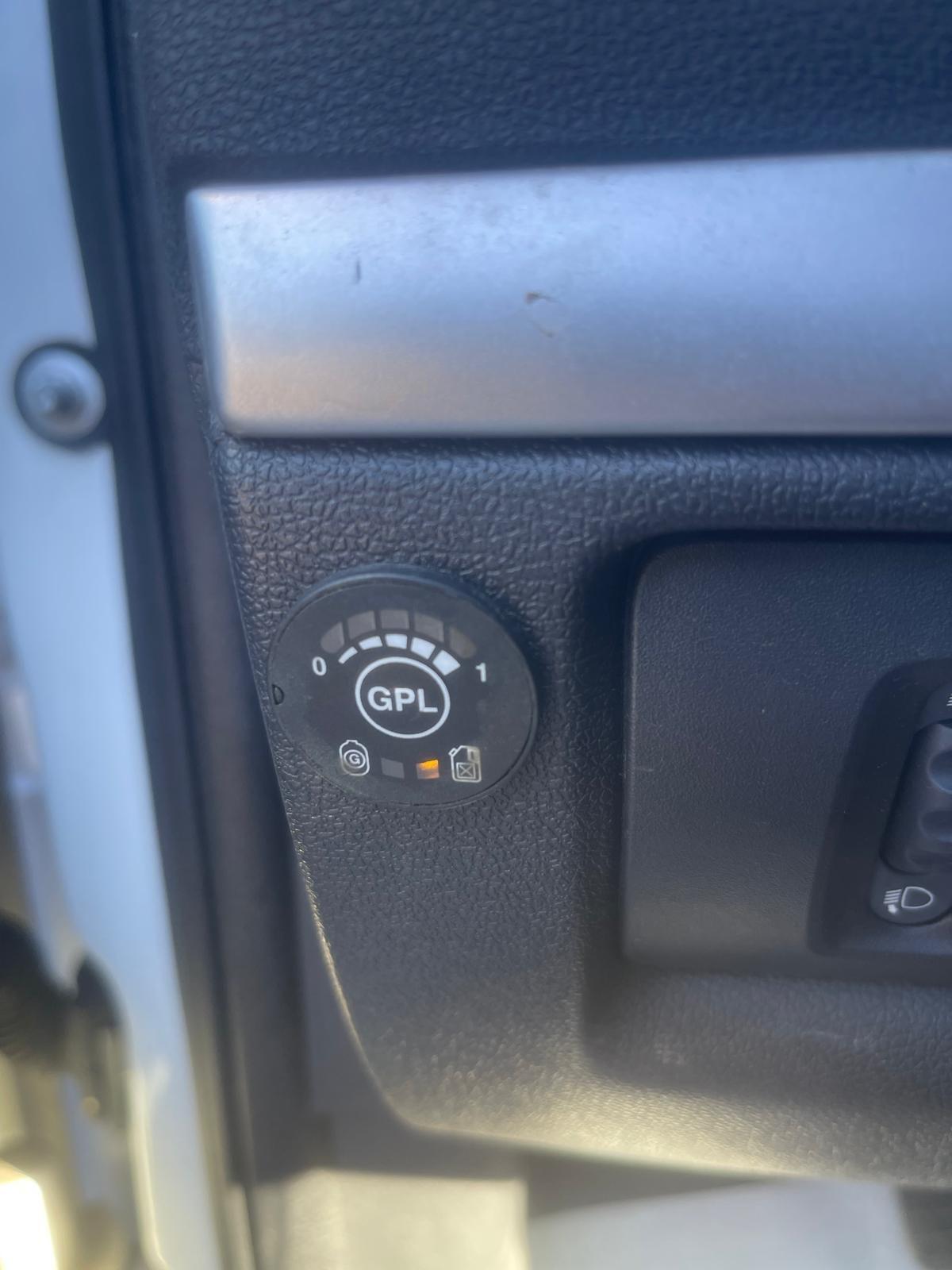 Renault Clio 1.2 16V 5 porte GPL Dynamique