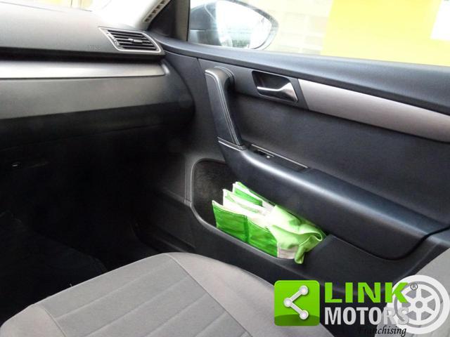 VOLKSWAGEN Passat SW 1.6 TDI 105 CV COMFORTLINE