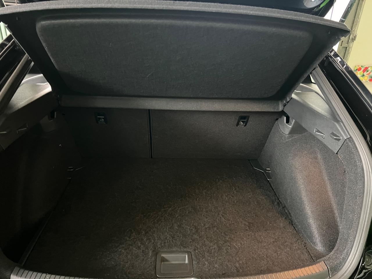 Volkswagen Taigo 1.0 TSI 115 CV R-Line