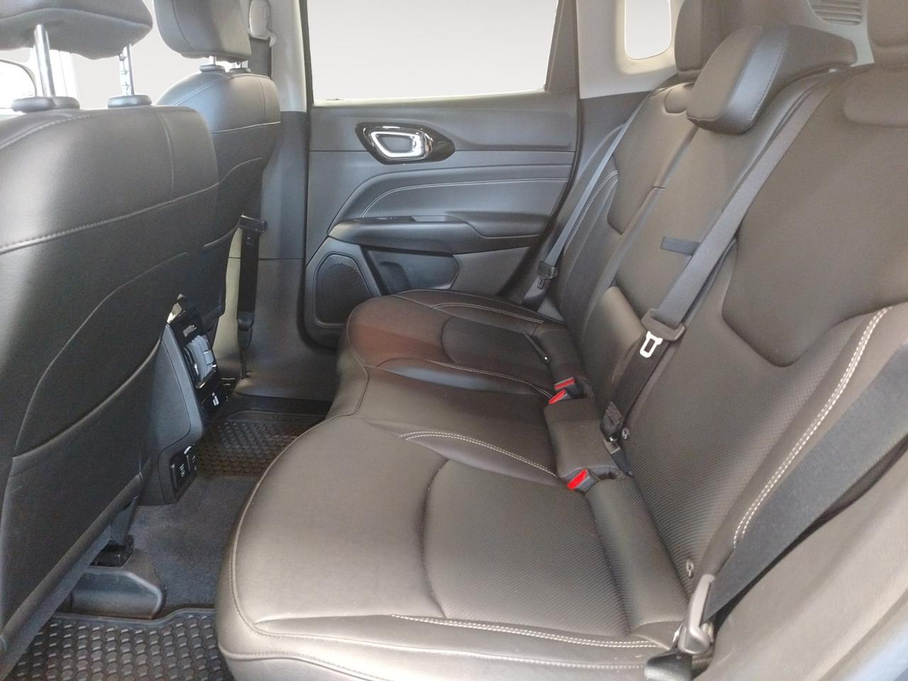Jeep Compass 1.3 turbo t4 phev Limited 4xe auto