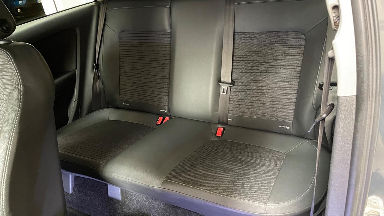 Opel Corsa 1.2 85CV 3 porte GPL-TECH b-color