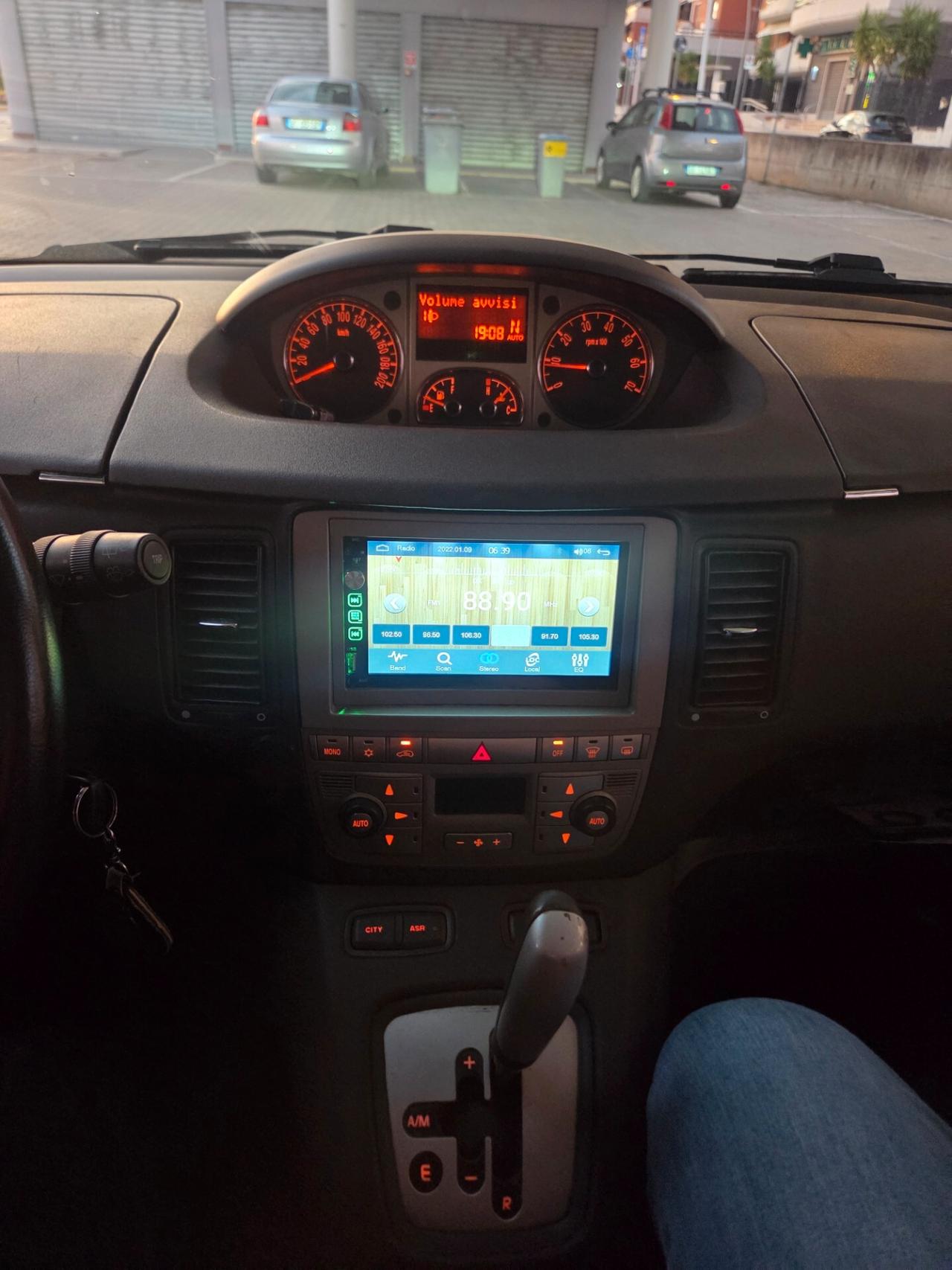 Lancia MUSA 1.3 Mjt 90 CV Platino Aut.