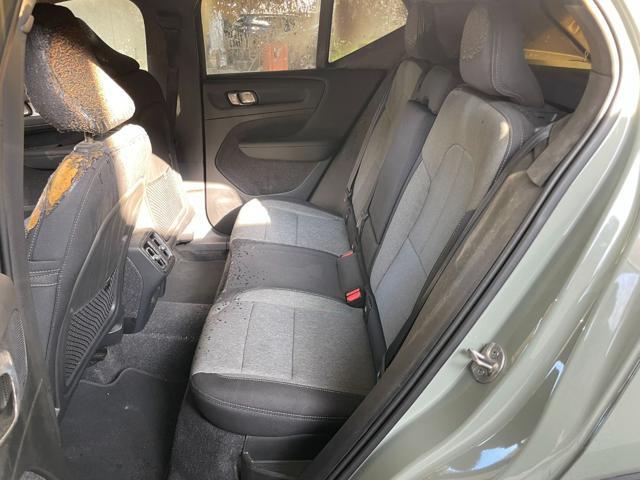 VOLVO XC40 B3 AUTOMATICO ESSENTIAL