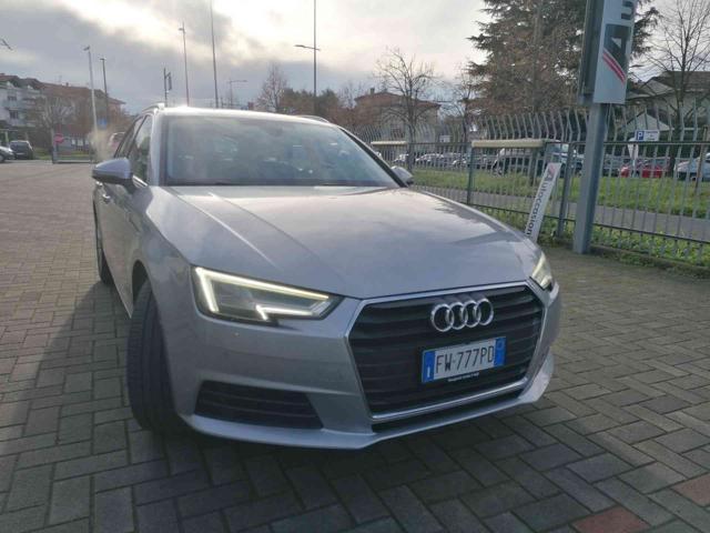AUDI A4 Avant 40 TDI S tronic Business