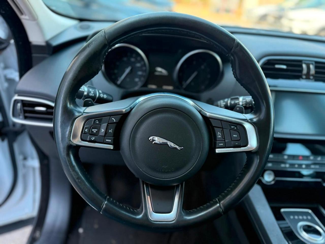 Jaguar F-Pace 2.0D AWD MOTORE REVISIONATO 2018
