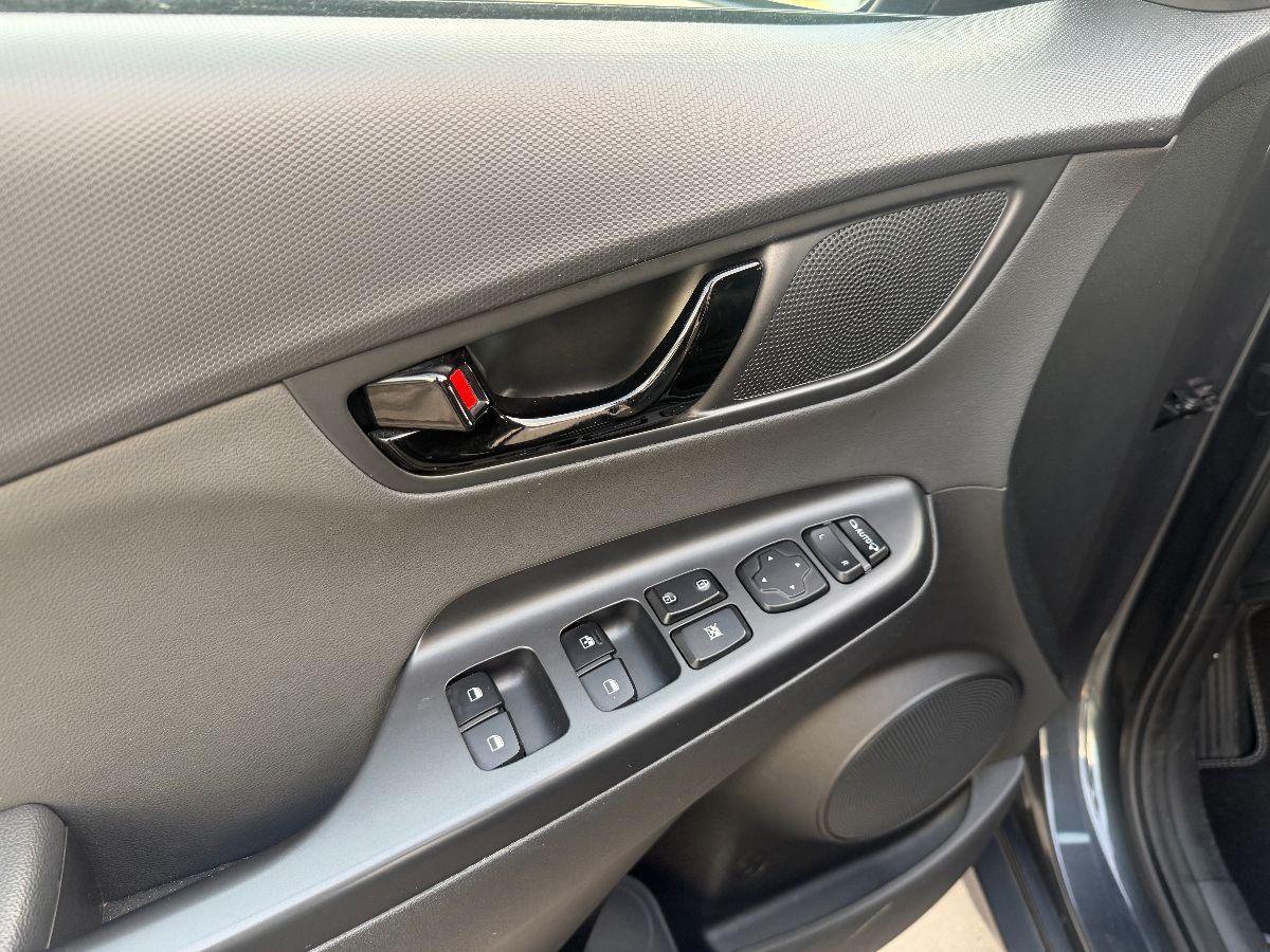 HYUNDAI - Kona - 1.6 CRDI 115 CV Xpossible