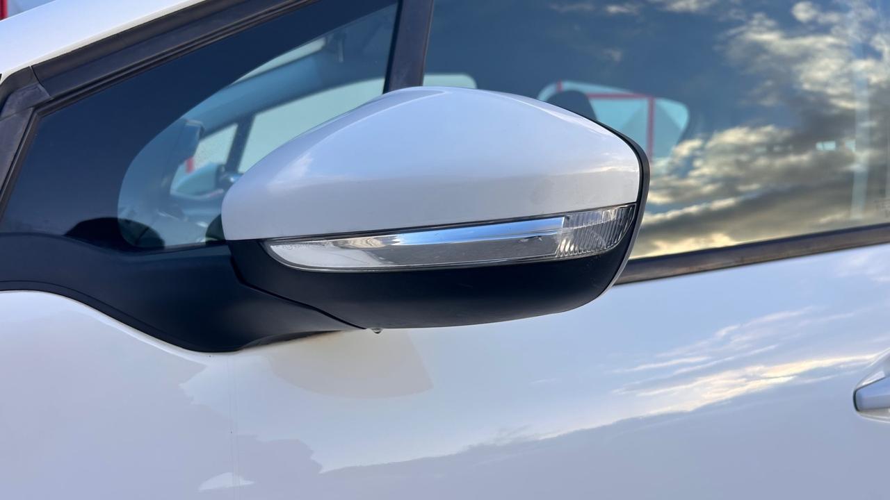 Peugeot 208 1.4 HDi 68 CV