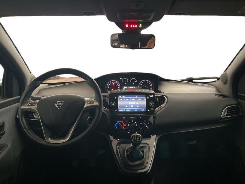 Lancia Ypsilon III 2021 1.0 firefly hybrid Gold s&s 70cv