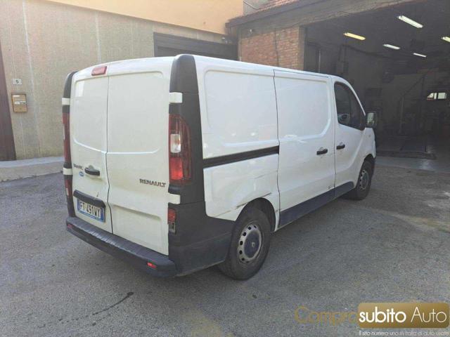 RENAULT Trafic T27 1.6 dCi 120CV + 22% IVA