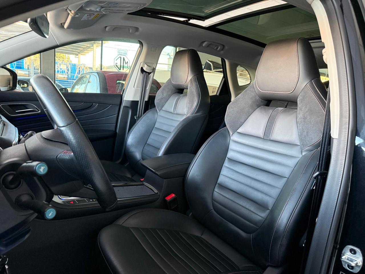 Mg EHS Plug-in Hybrid LUXURY
