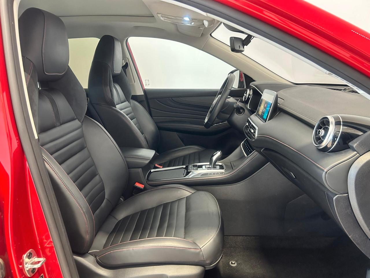 MG HS 1.5T-GDI AT Luxury