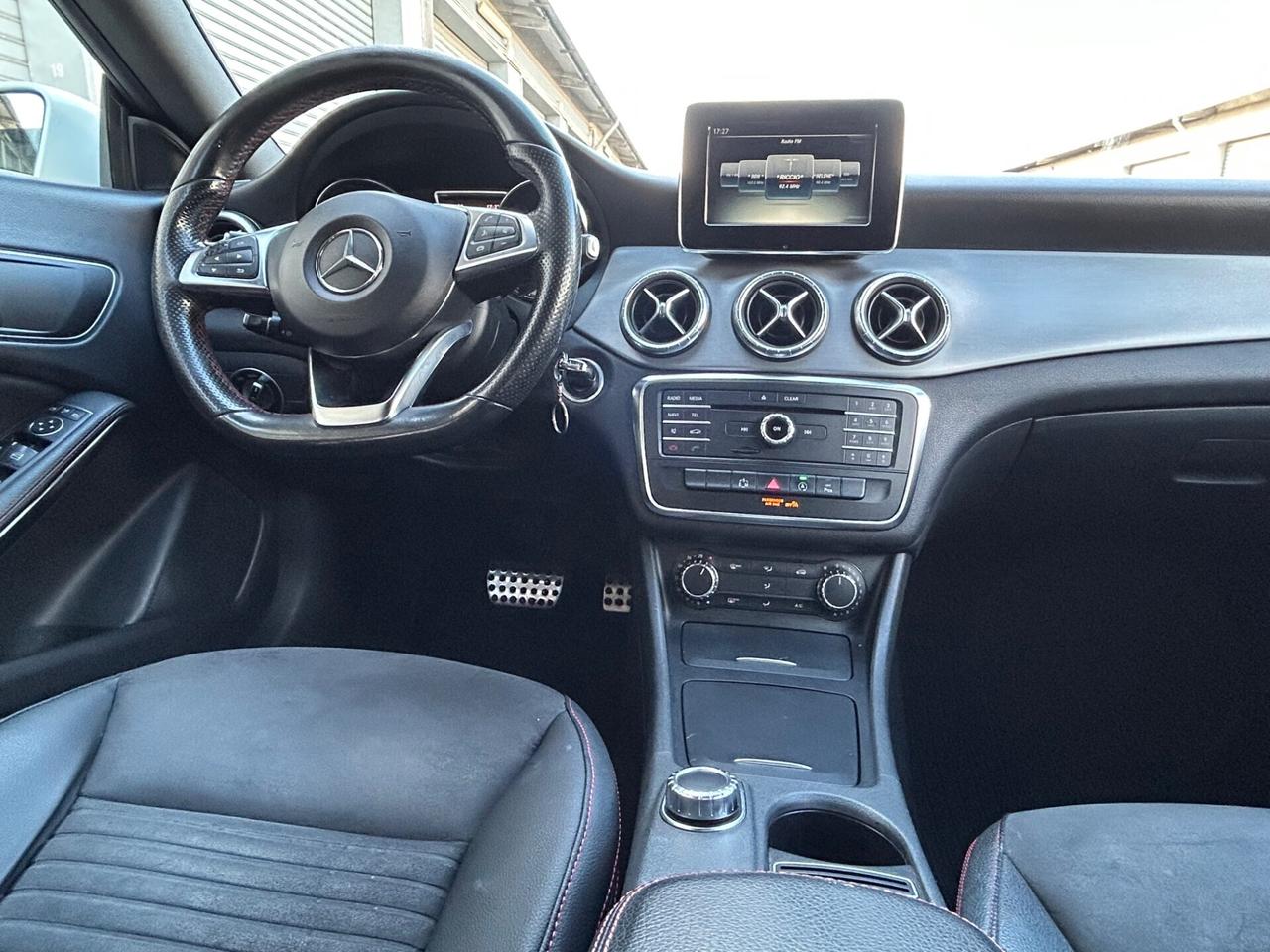 Mercedes-benz CLA 220 CLA 220 CDI 4Matic Automatic Premium