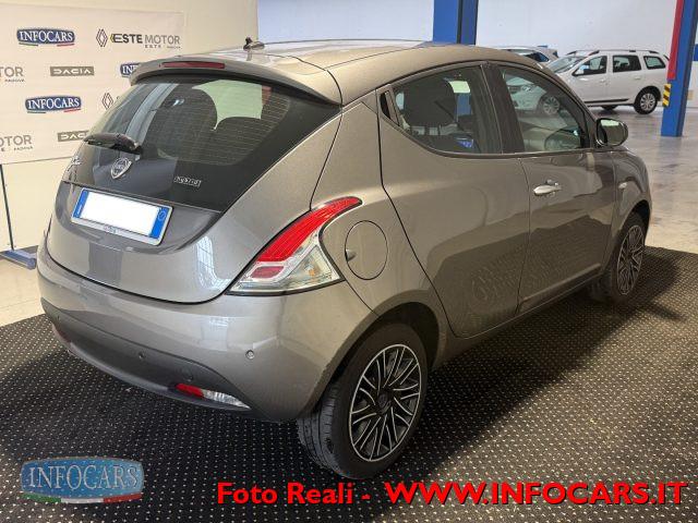 LANCIA Ypsilon 1.0 FireFly Hybrid Ecochic Gold - PROMO