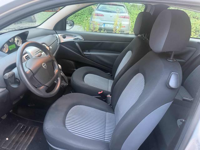 LANCIA Ypsilon 1.2 Argento senza nessun lavoro da fare