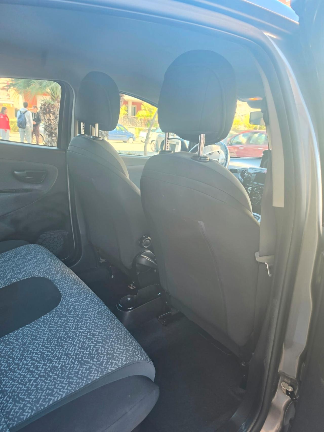 Ypsilon 1.0 FireFly 5 porte S&S Hybrid Silver