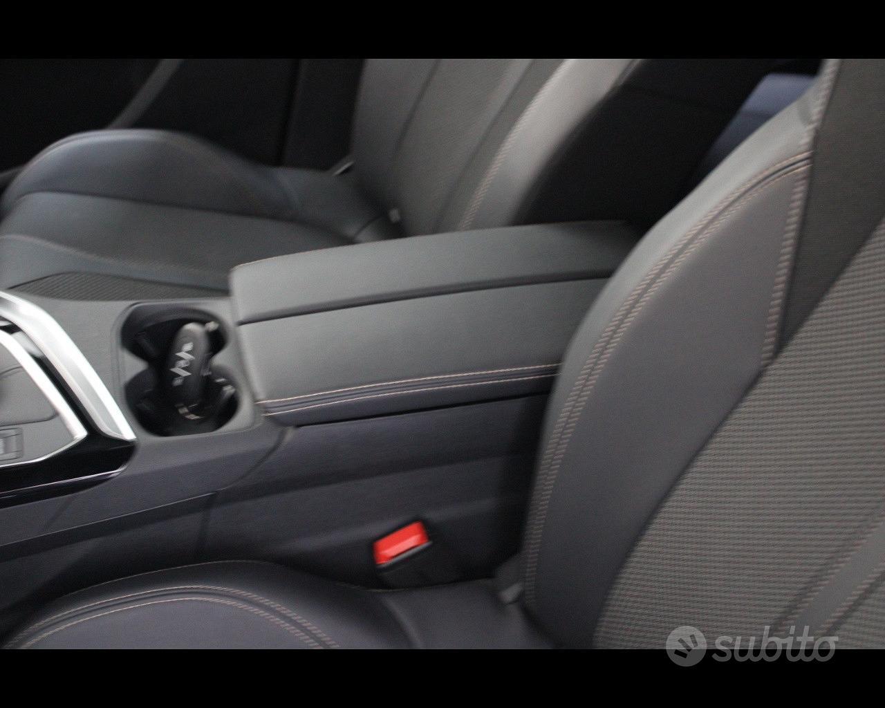 PEUGEOT 3008 2 serie - 3008 PureTech Turbo 130 S&