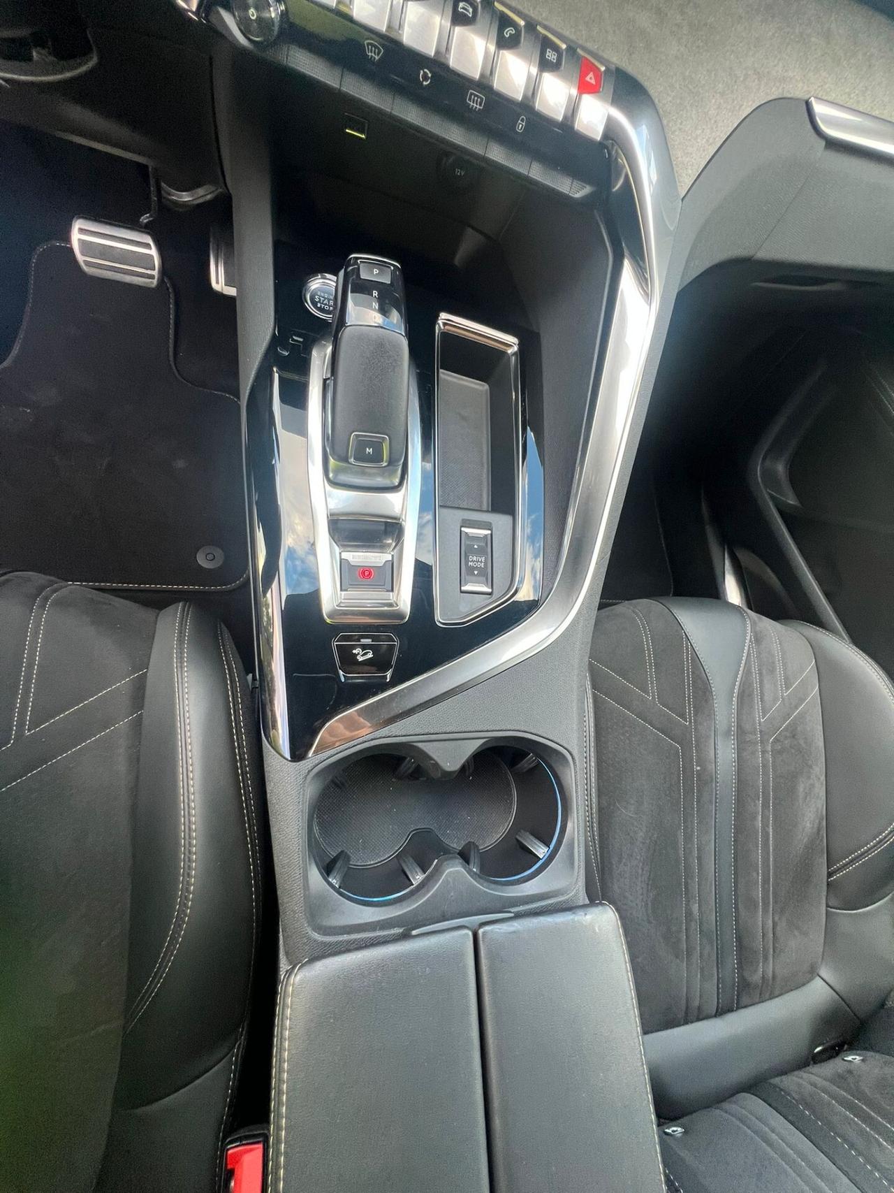 Peugeot 3008 BlueHDi 130 S&S EAT8 GT Line FULL NEOPATENTATI