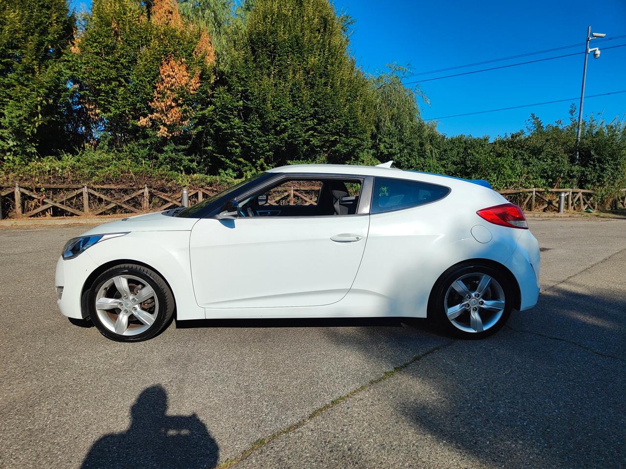 Hyundai Veloster 1.6 benzina automatica