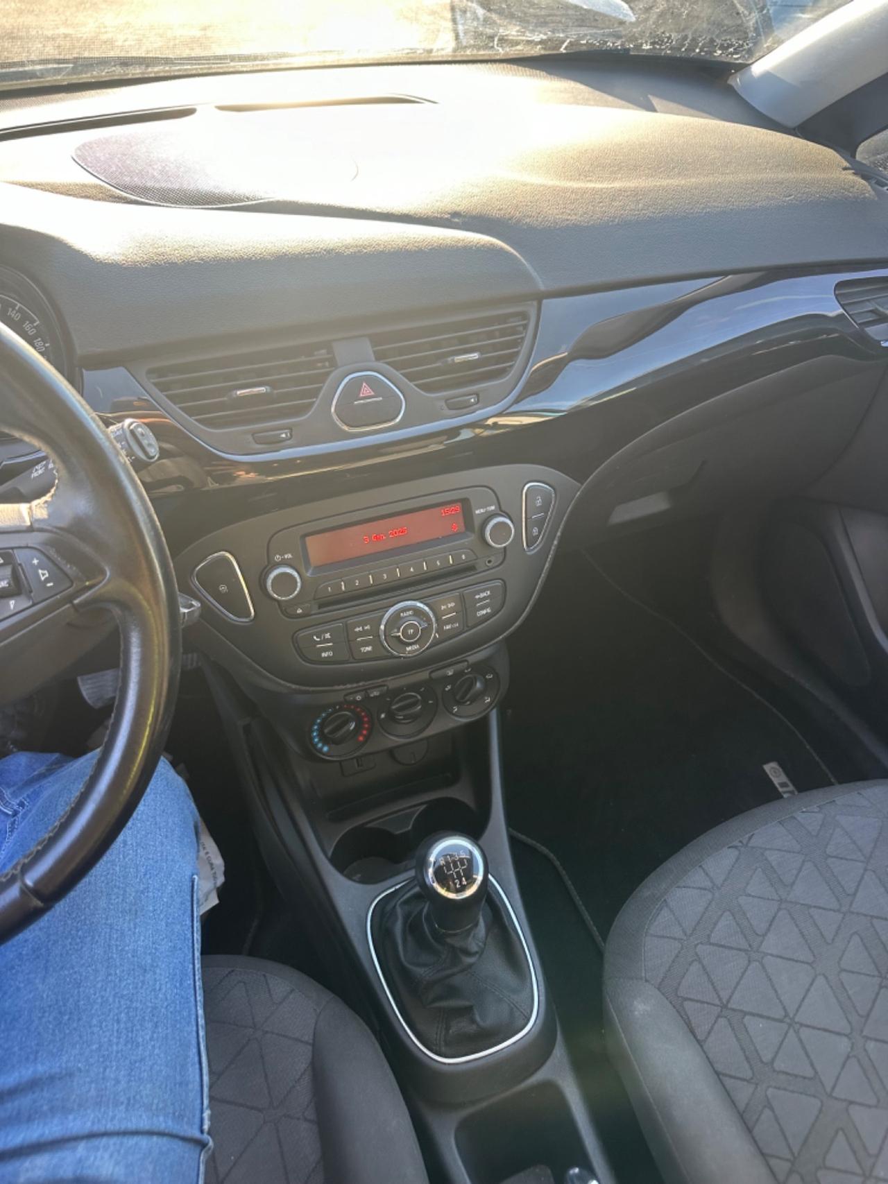 Opel Corsa 1.2 5 porte