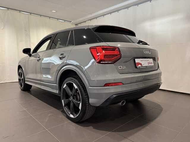 Audi Q2 30 TDI S tronic Identity Black