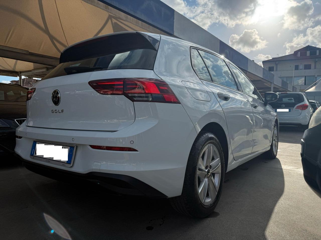 WOLKSWAGEN GOLF 1,5 CAMBIO AUTOM.