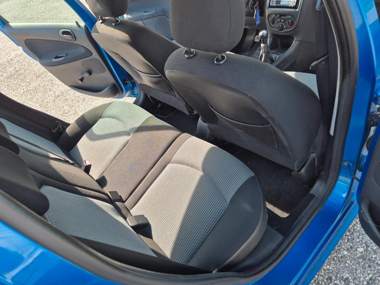 Peugeot 206 1.4 HDi SW solo 95000 km!