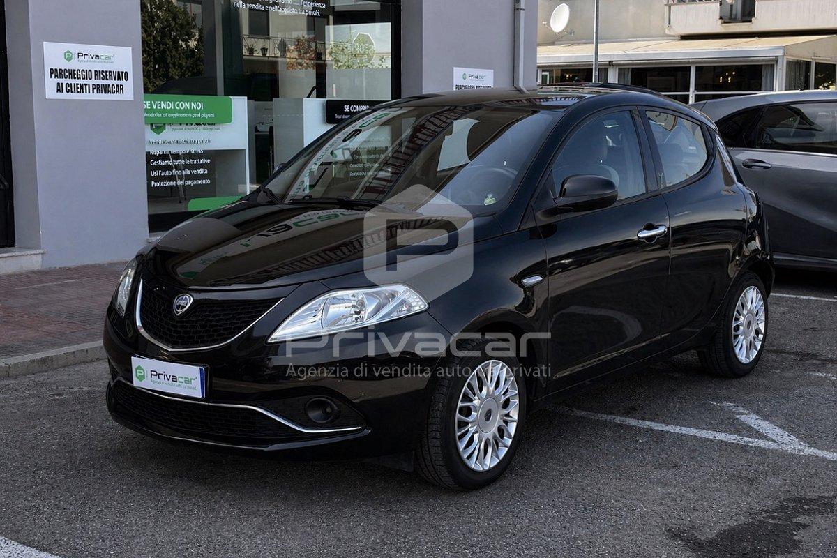 LANCIA Ypsilon 1.2 69 CV 5 porte GPL Ecochic Platinum