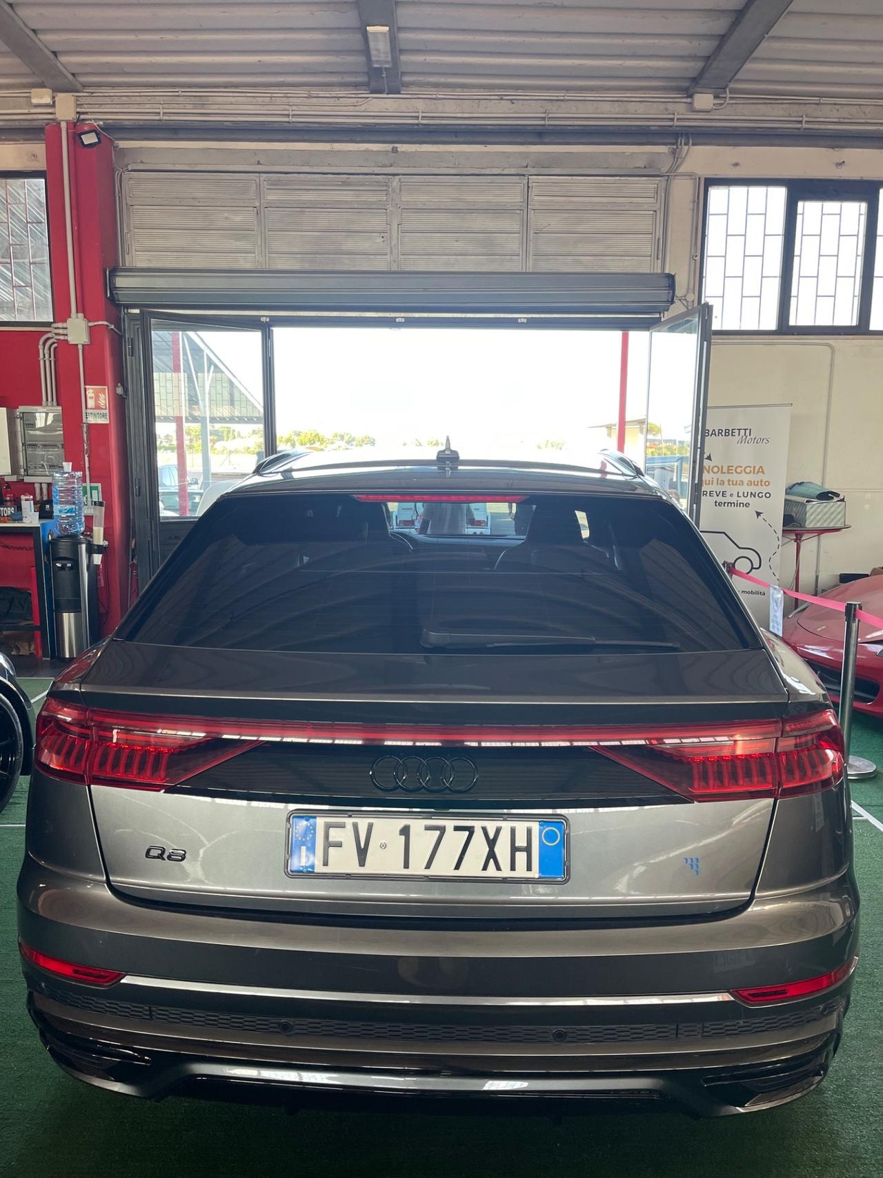 Audi Q8 50 TDI S Line Quattro Gancio PERMUTE RATE